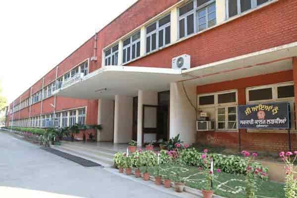 Government College For Girls-image