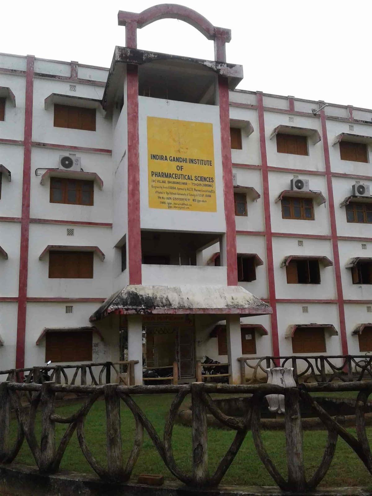 Indira Gandhi Institute of Pharmaceutical Sciences-gallery-image-0