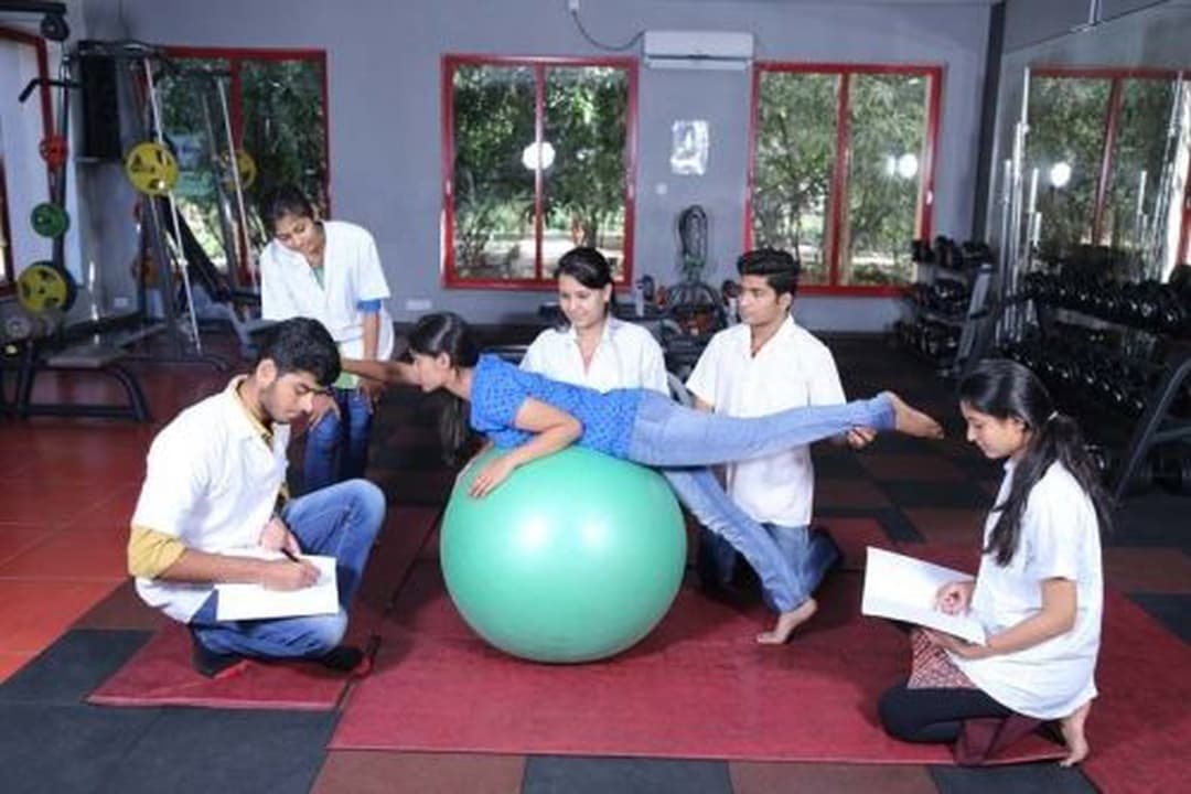 Parul Institute of Physiotherapy-image