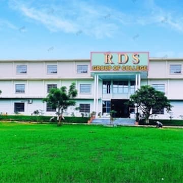 RDS College of Pharmacy-gallery-image-0