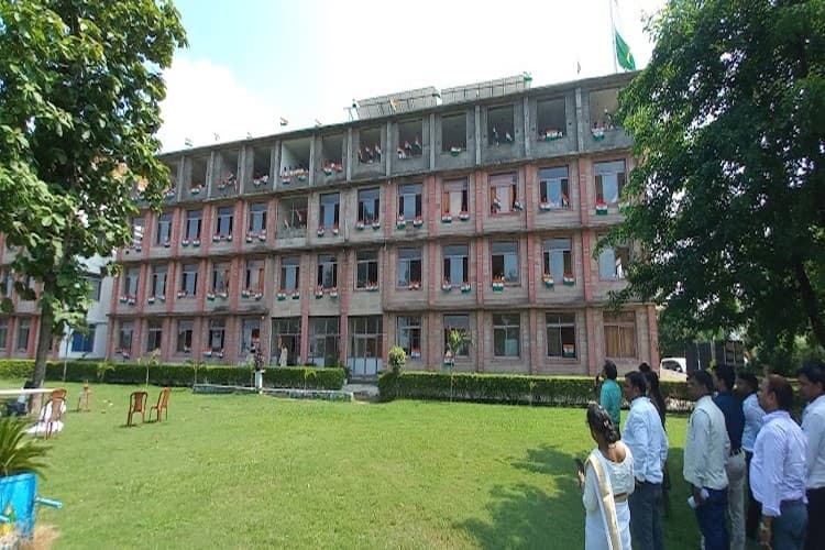Vindhya Gurukul College Of Pharmacy-image