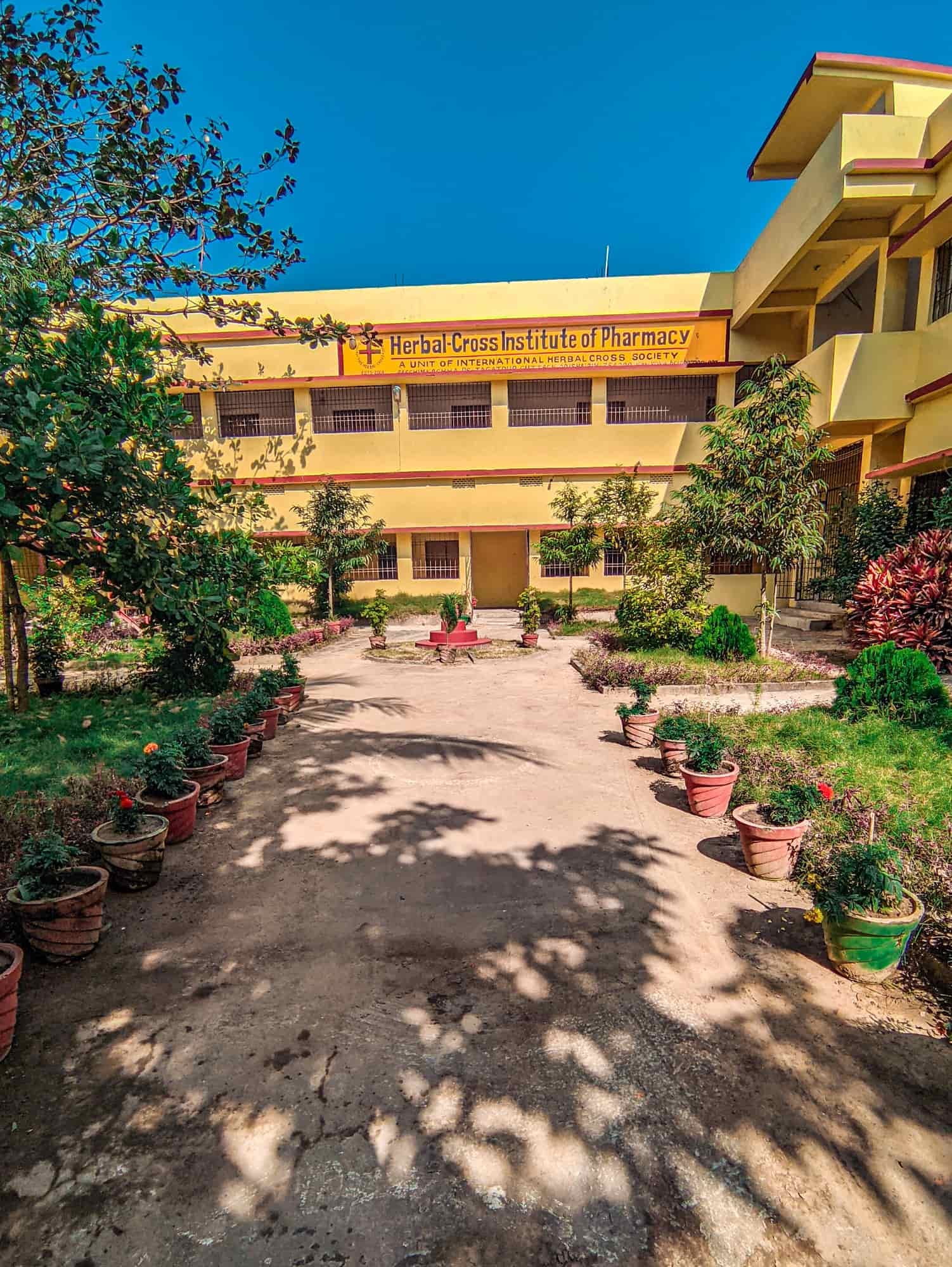 Herbal Cross Institute of Pharmacy-image