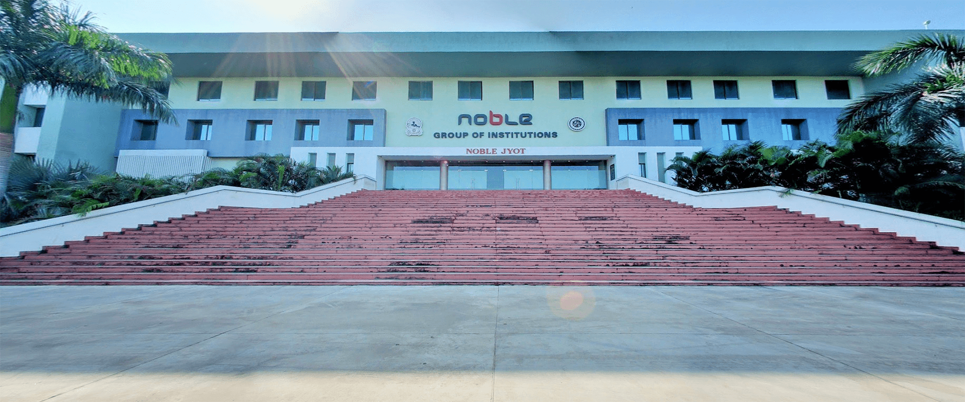 Faculty of Commerce, Noble Group of Institution-image