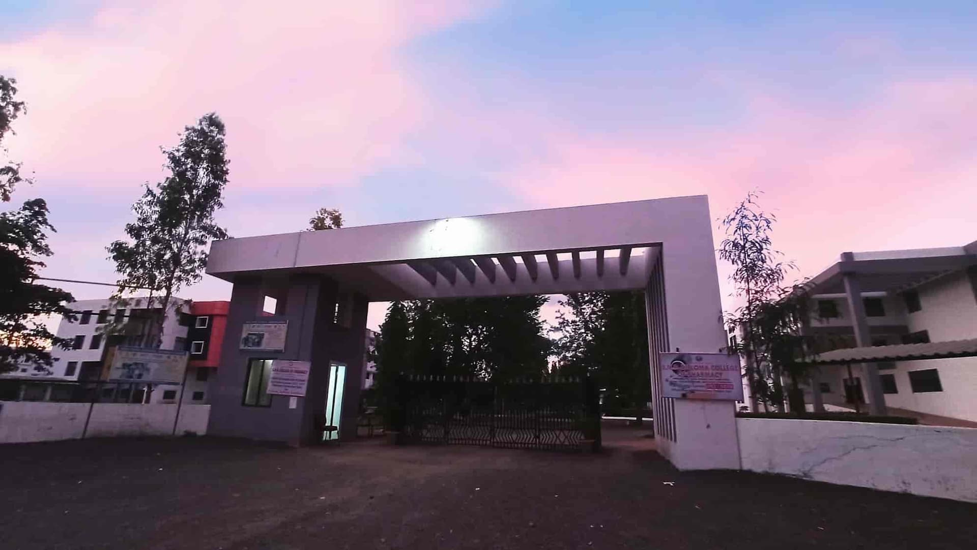 S.N.D. College of Pharmacy-image